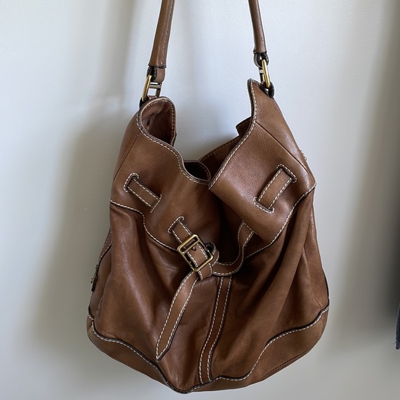 Burberry bucket bag EUC - Picture 9 of 15